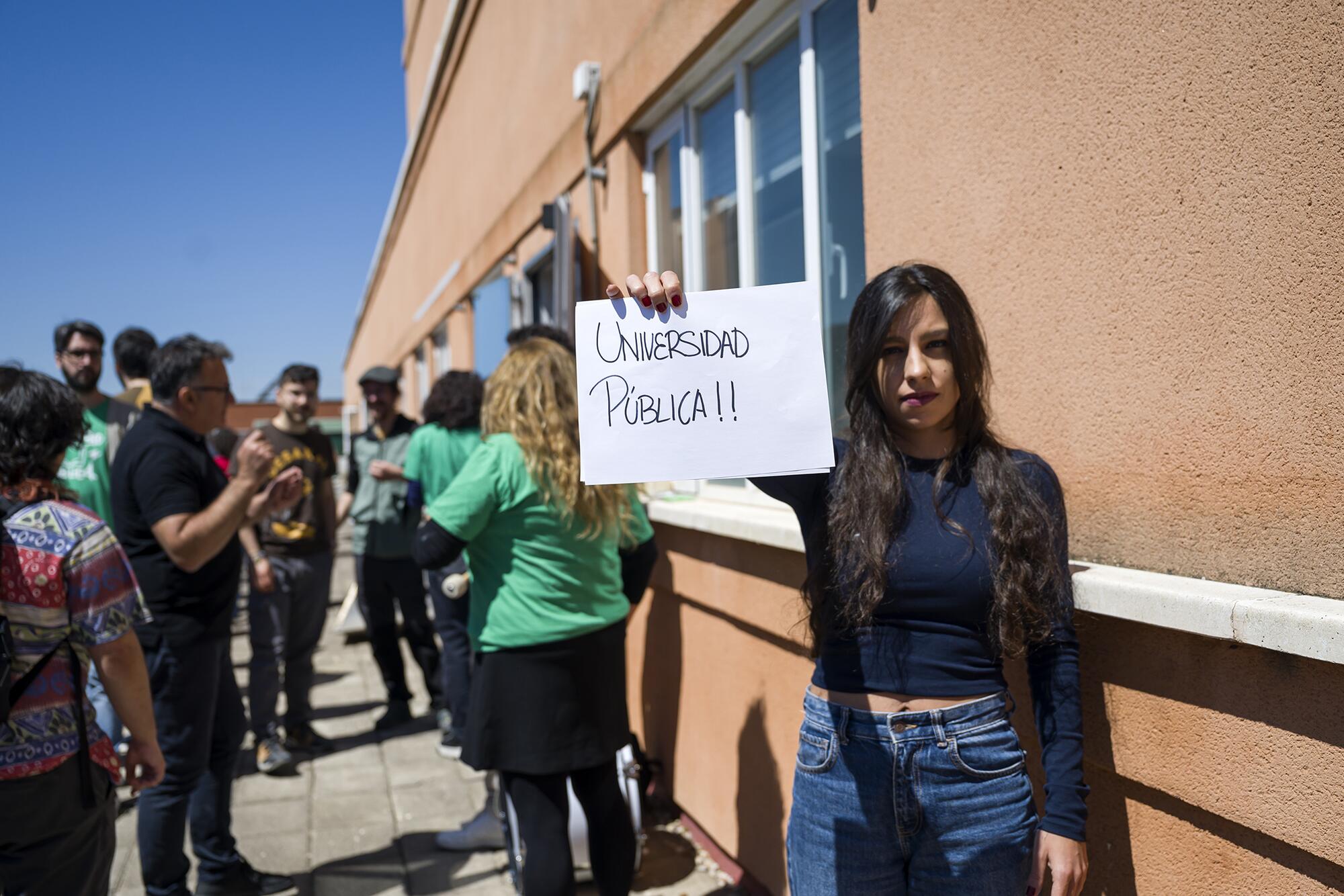 Pancarta Físicas Universidad - 4
